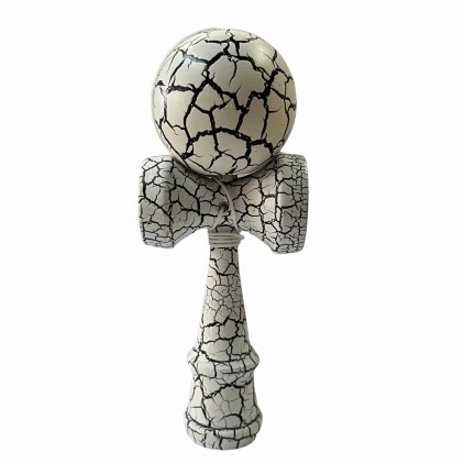 Disney Pixar Cars - masina cu telecomanda Lightning McQueen scara 1:24 Jada, varsta peste 4 ani Kendama Profesionala, 18 cm, Bila din lemn, Design artistic cu finisaj Crapatura, Alb